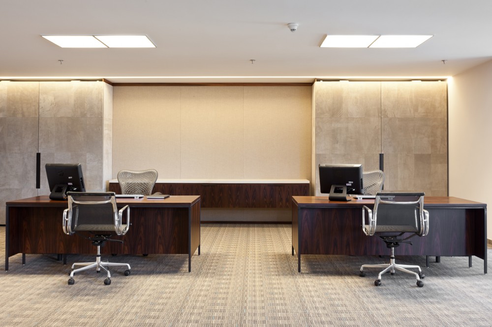 Bic Banco Headquarters / Kiko Salomão
