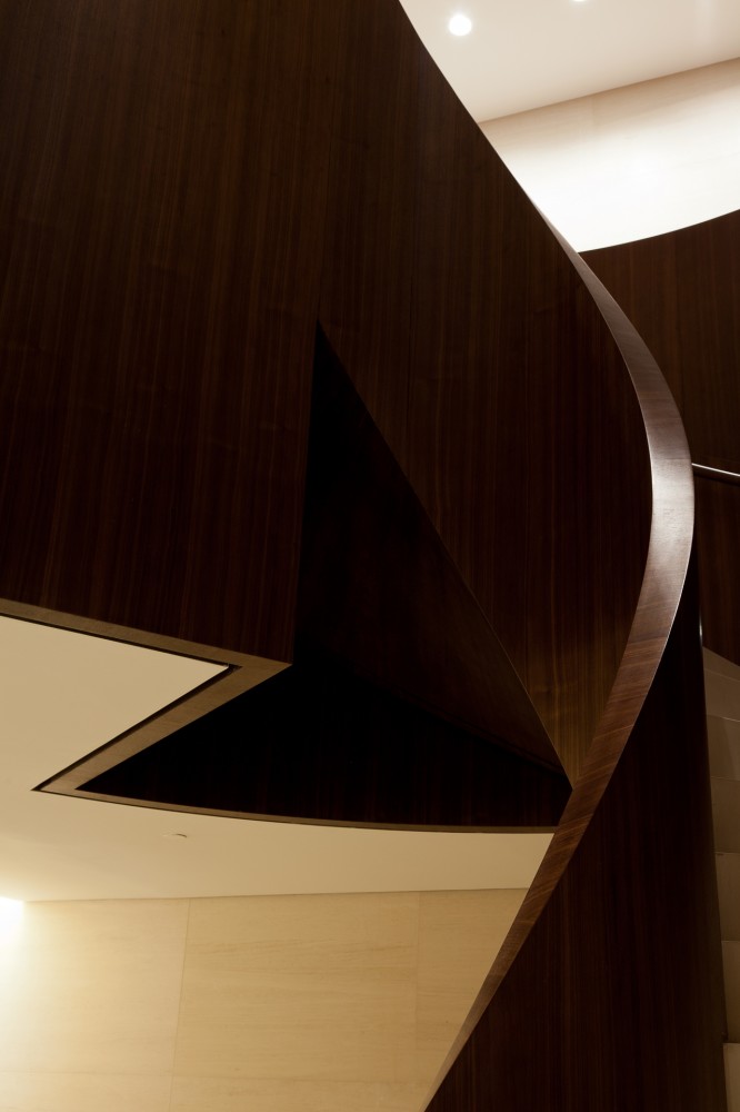 Bic Banco Headquarters / Kiko Salomão
