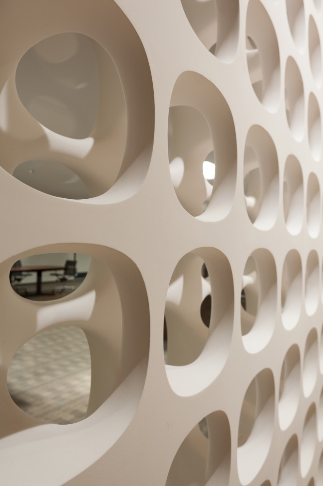 Bic Banco Headquarters / Kiko Salomão