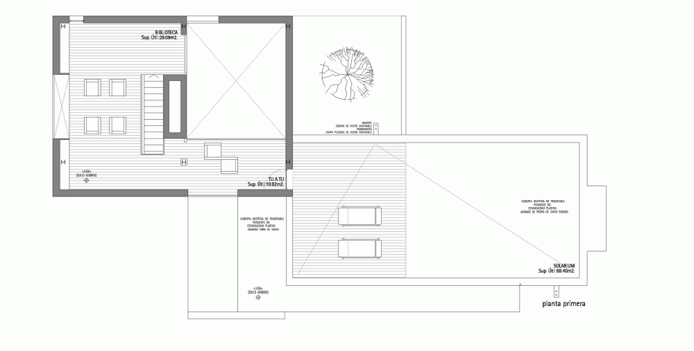 EINS House / Óscar Pedrós