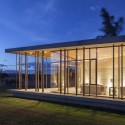 Cabañas Tumbaco / Diez + Muller Arquitectos Cabañas Tumbaco / Diez + Muller Arquitectos © Sebastian Crespo