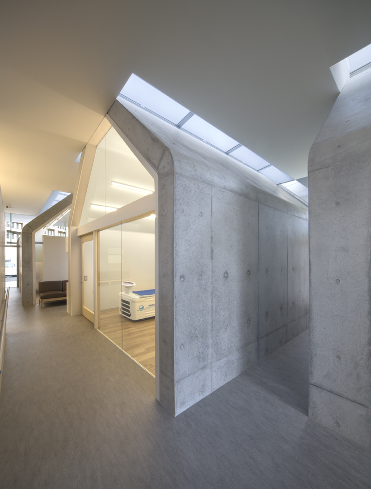 9 Gathered Huts / NKS Architects