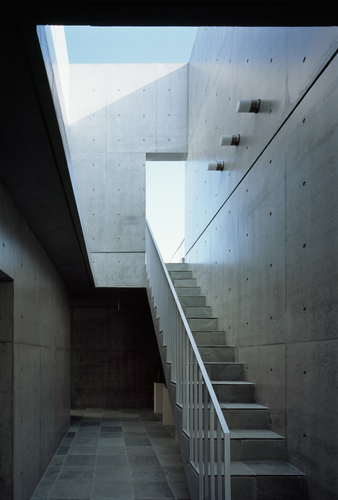 Square Skylight House / NKS Architects