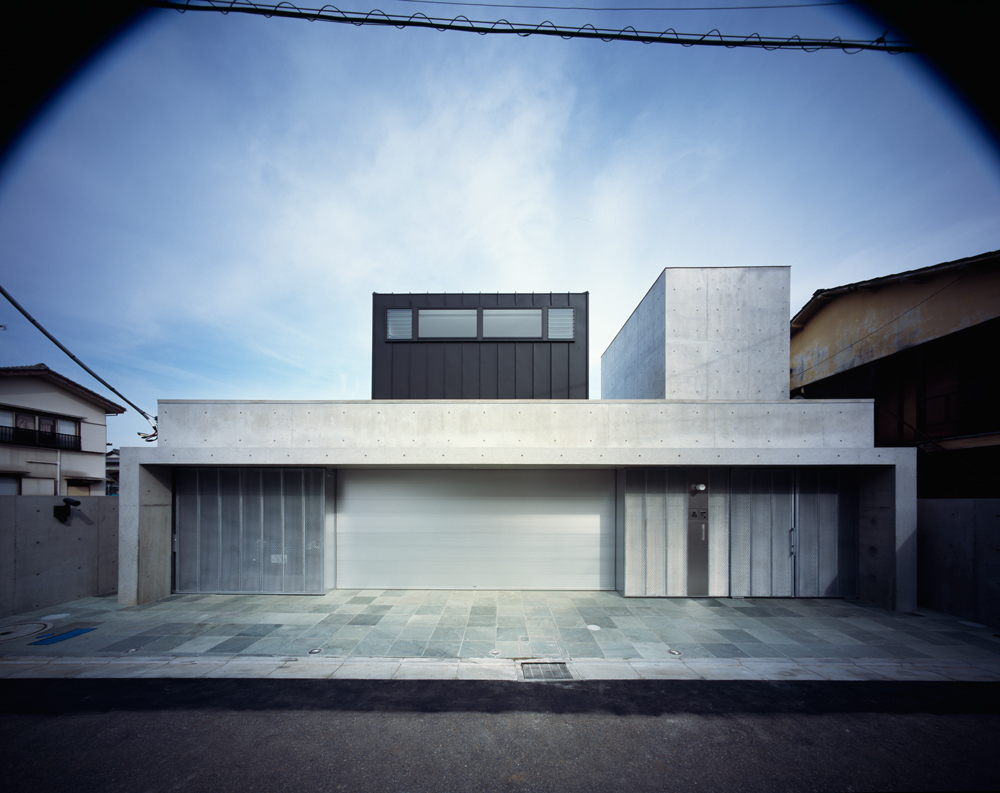 Square Skylight House / NKS Architects
