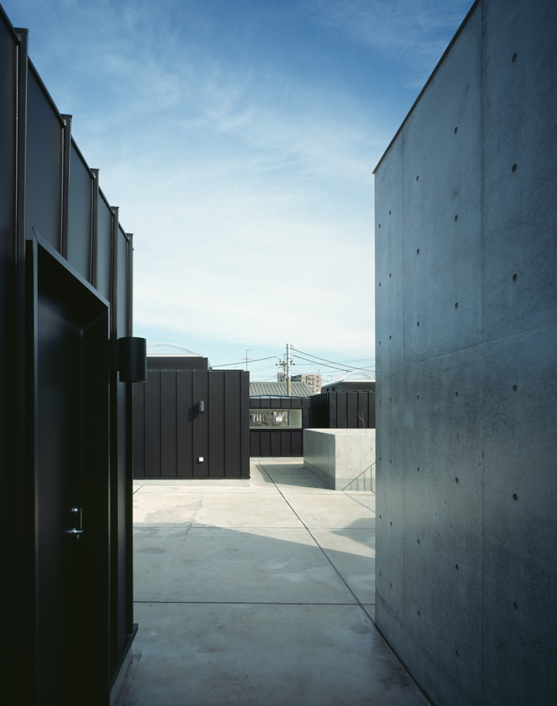 Square Skylight House / NKS Architects