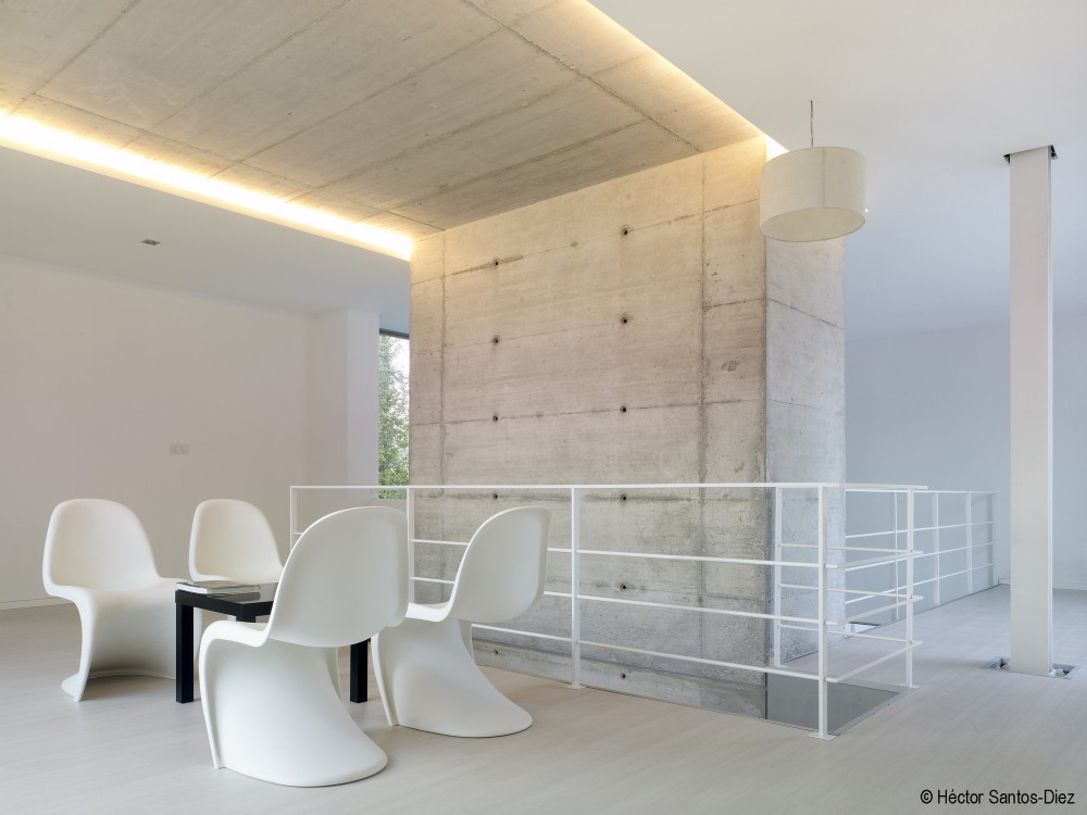 EINS House / Óscar Pedrós
