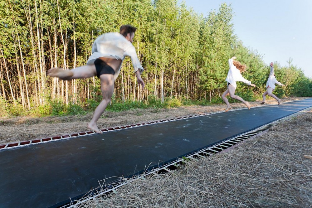 Fast Track / Salto AB