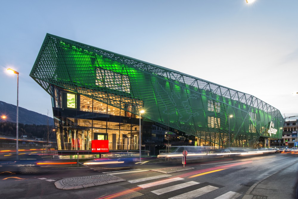 Leiner Furniture Store / Zechner & Zechner