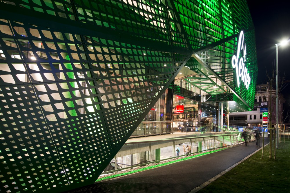 Leiner Furniture Store / Zechner & Zechner