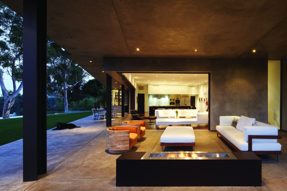 Mandeville Canyon Residence / Griffin Enright Architects