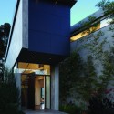 Mandeville Canyon Residence / Griffin Enright Architects Mandeville Canyon Residence / Griffin Enright Architects © Tim Street-Porter