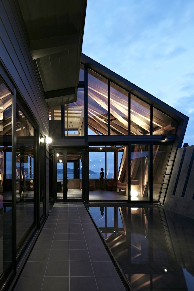 Villa SSK / Takeshi Hirobe Architects