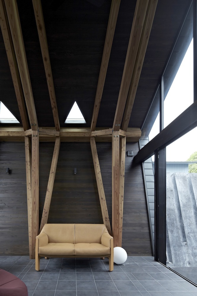 Villa SSK / Takeshi Hirobe Architects