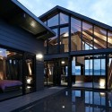 Villa SSK / Takeshi Hirobe Architects Villa SSK / Takeshi Hirobe Architects © Koichi Torimura