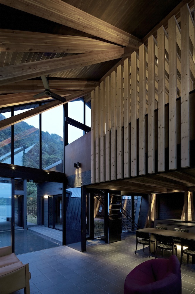 Villa SSK / Takeshi Hirobe Architects
