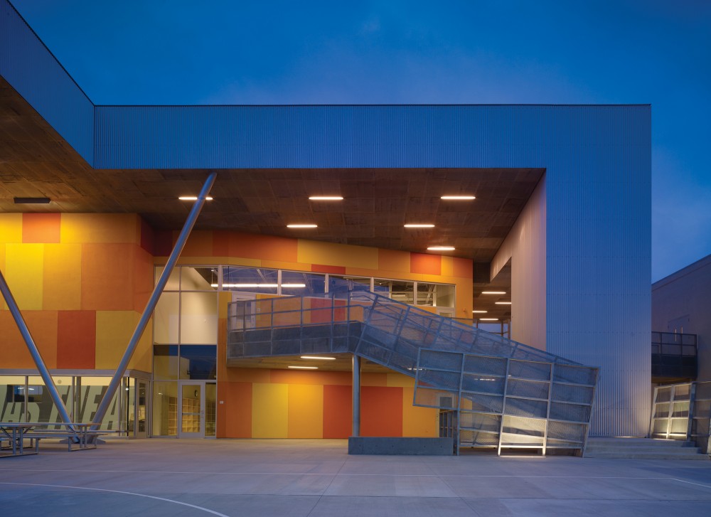 St. Thomas the Apostle School / Griffin Enright Architects