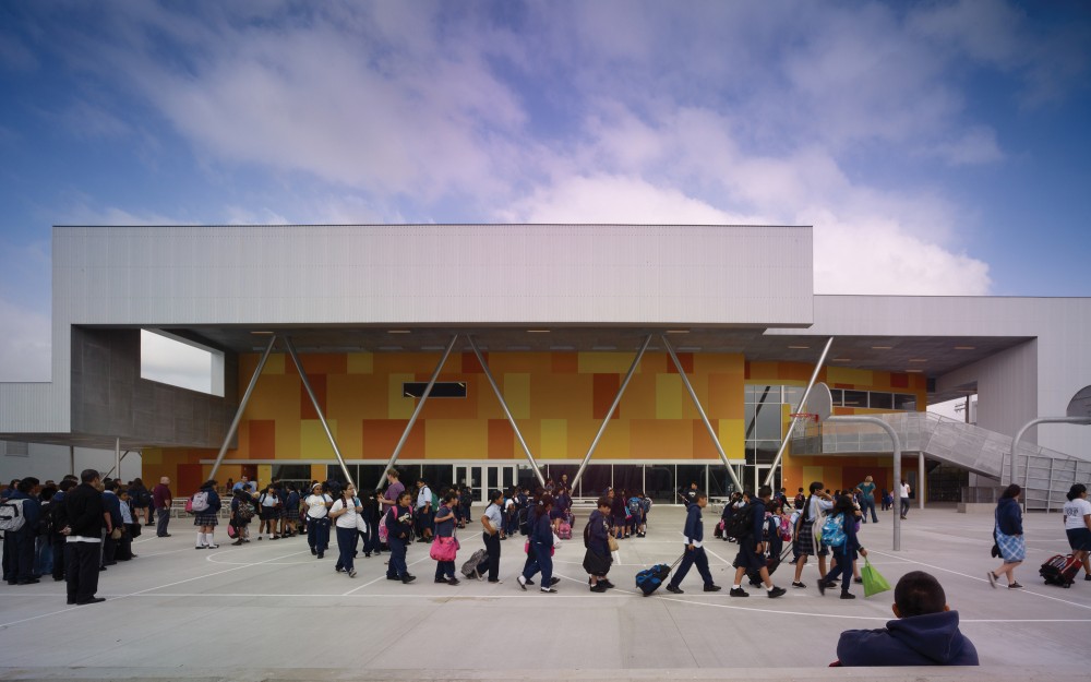 St. Thomas the Apostle School / Griffin Enright Architects
