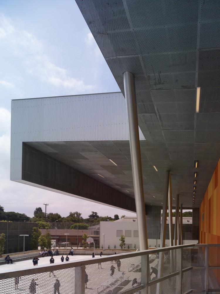St. Thomas the Apostle School / Griffin Enright Architects