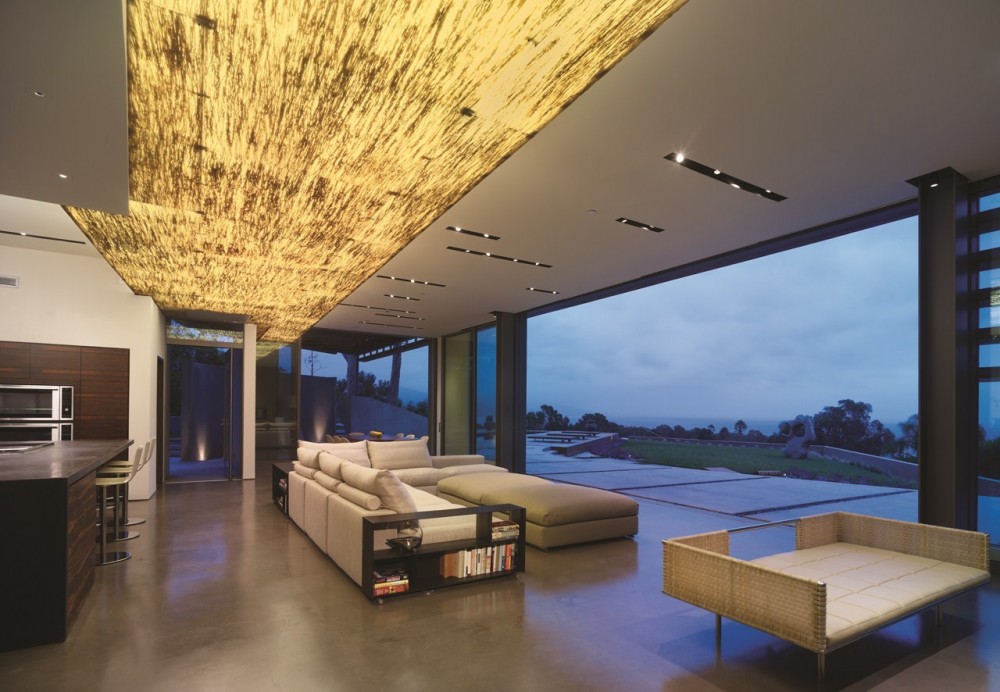 Point Dume Residence / Griffin Enright Architects