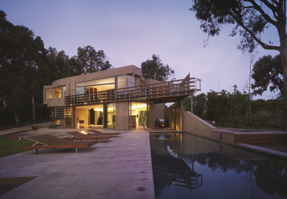 Point Dume Residence / Griffin Enright Architects