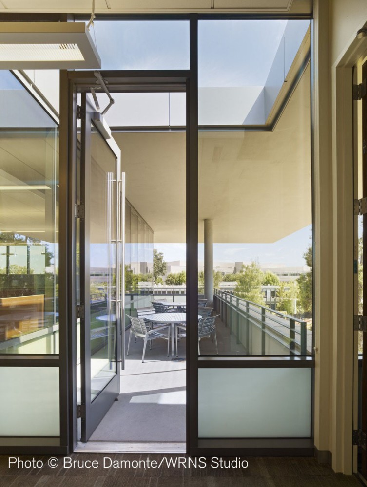 Freidenrich Center for Translational Research / WRNS Studio