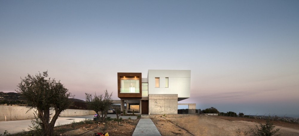 Peter’s House / Vardastudio Architects & Designers