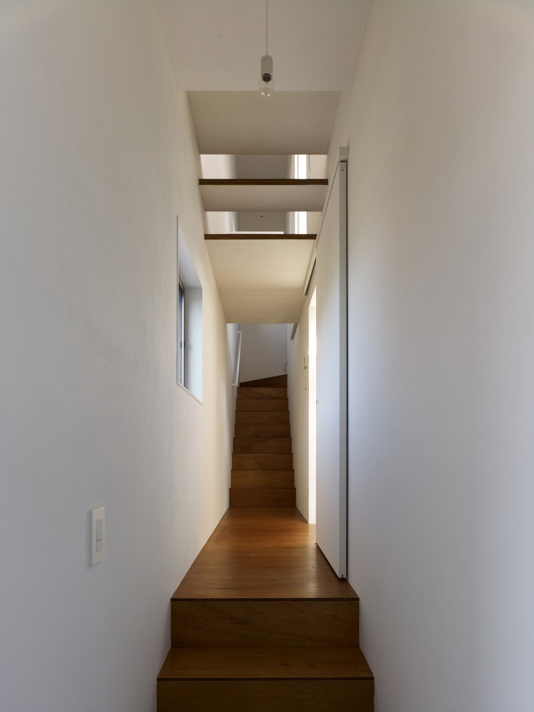 Amida House / Kochi Architect’s Studio