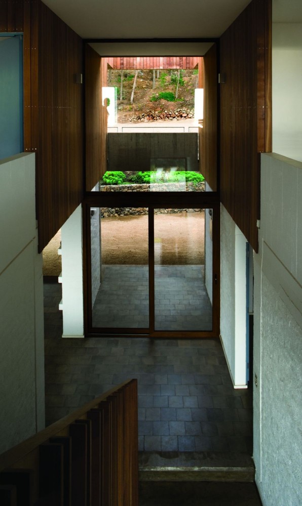 El Pangue House / Elton+Leniz Arquitectos Asociados