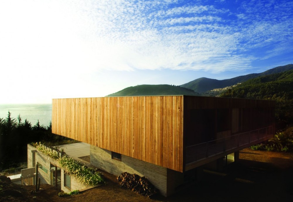 El Pangue House / Elton+Leniz Arquitectos Asociados