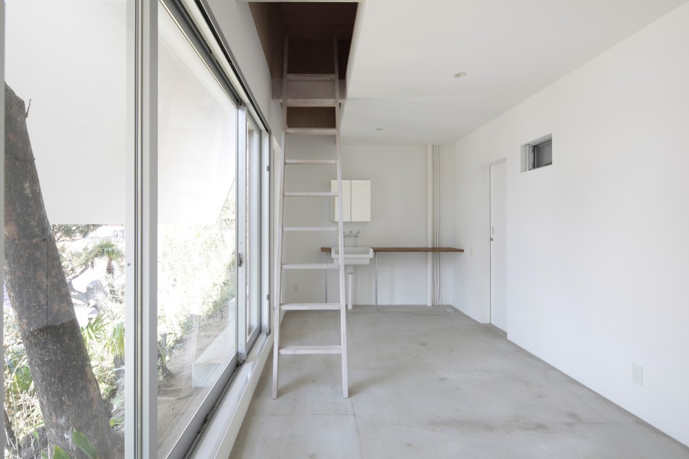 House with Eaves and an Attic / ON design partners