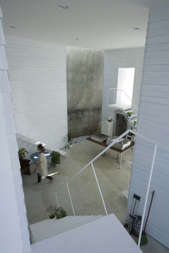 Yokohama Apartment / ON design partners