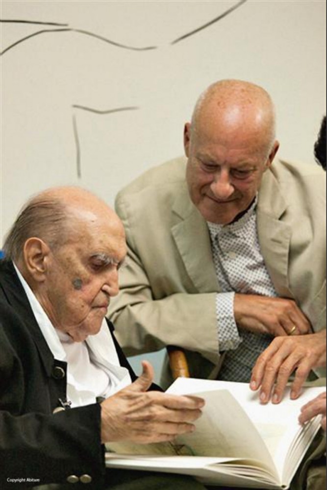 Tribute to Oscar Niemeyer by Norman Foster