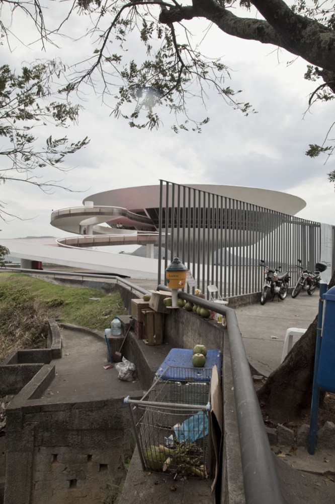 The work of Oscar Niemeyer, by Patricia Parinejad
