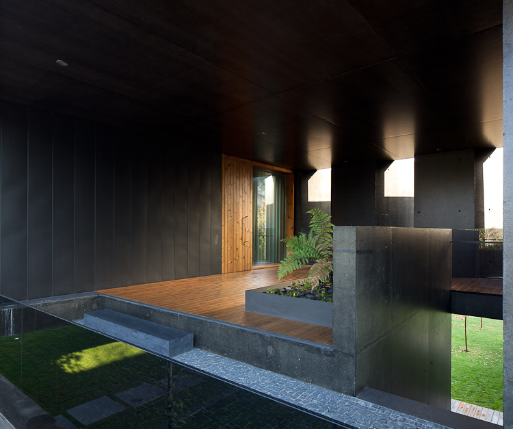 L23 House / Pitagoras Arquitectos