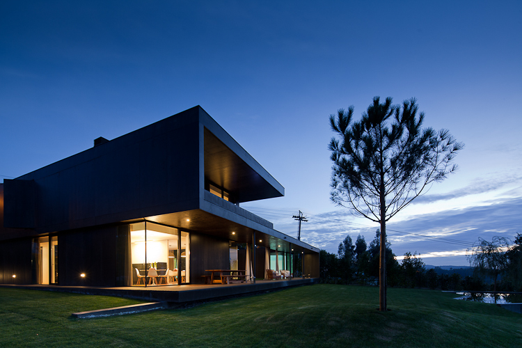 L23 House / Pitagoras Arquitectos