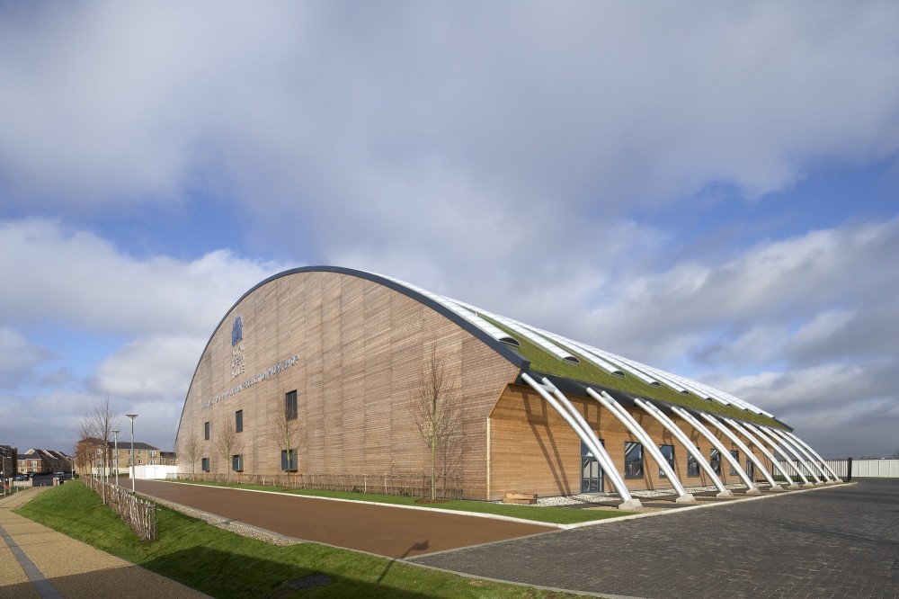Royal Opera House Production Workshop / Nicholas Hare Architects