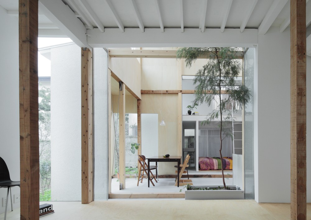 House Komazawa Park / miCo.