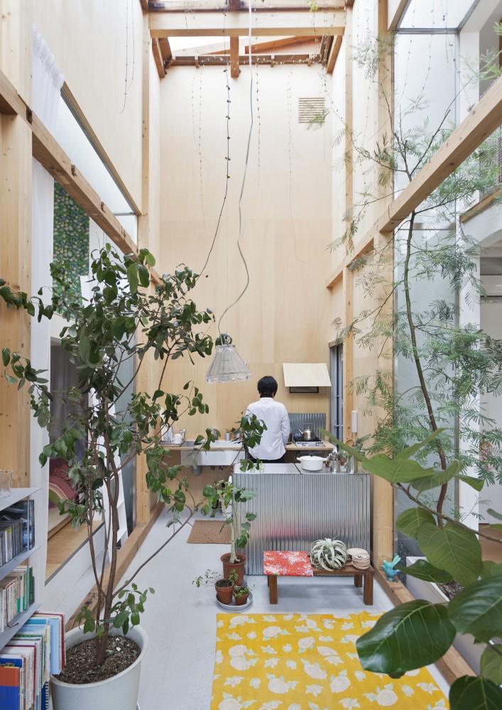 House Komazawa Park / miCo.