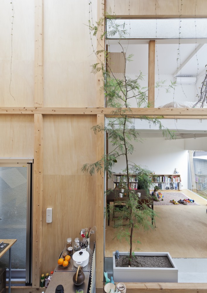 House Komazawa Park / miCo.