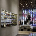 © Nacasa & Partners