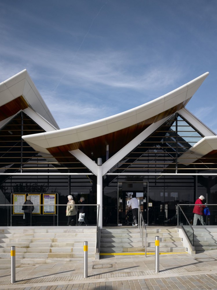 Rotherham Central Station / Aedas