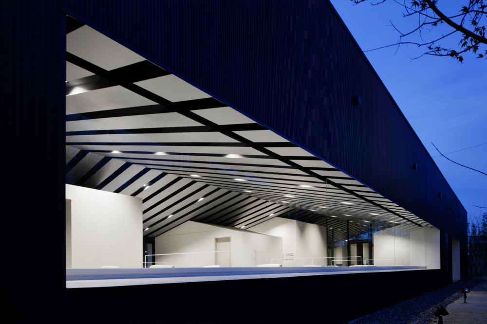 Office in Forest / SUGAWARADAISUKE