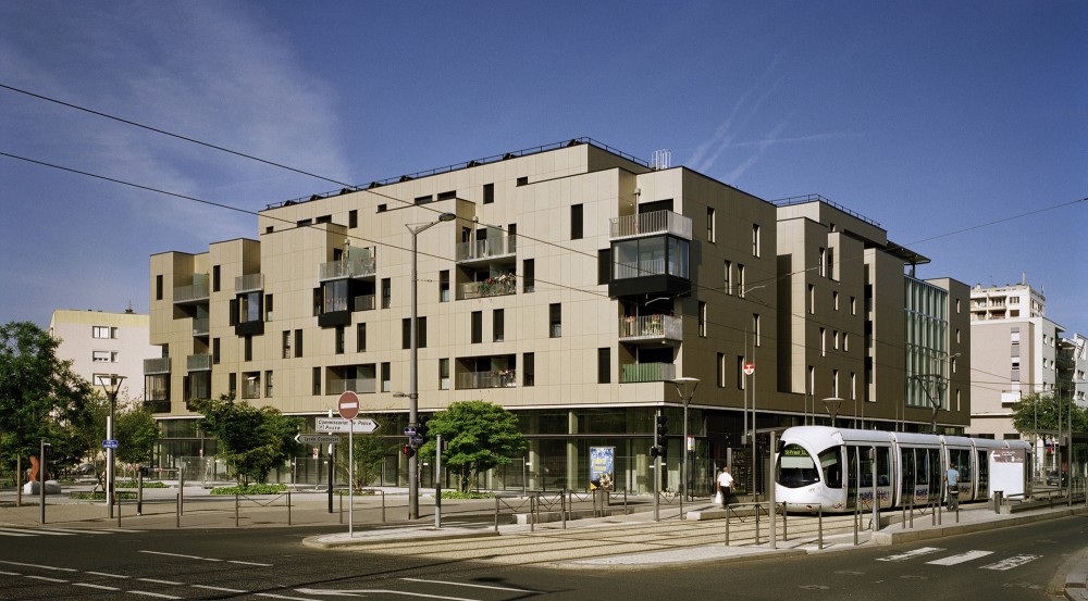 62 Housing Units in the Mozart ZAC / Tectoniques Architects