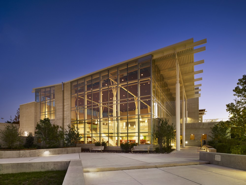 Stockton Campus Center / KSS Architects + VMDO Architects