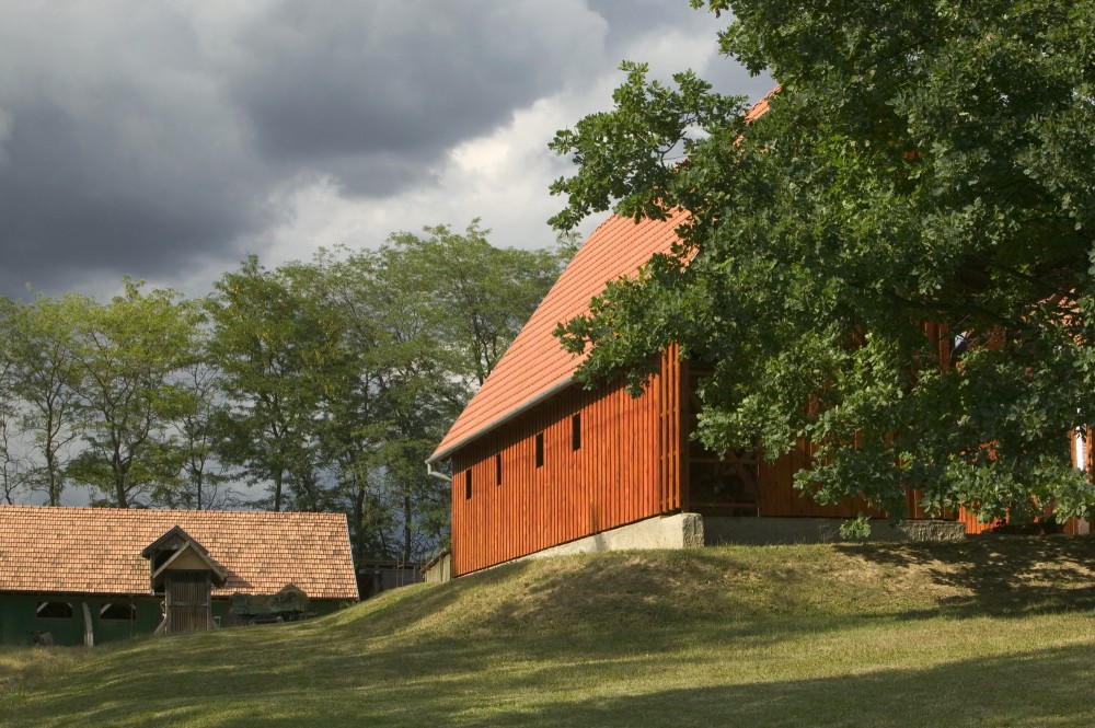 Franciscan Chapel / SAGRA