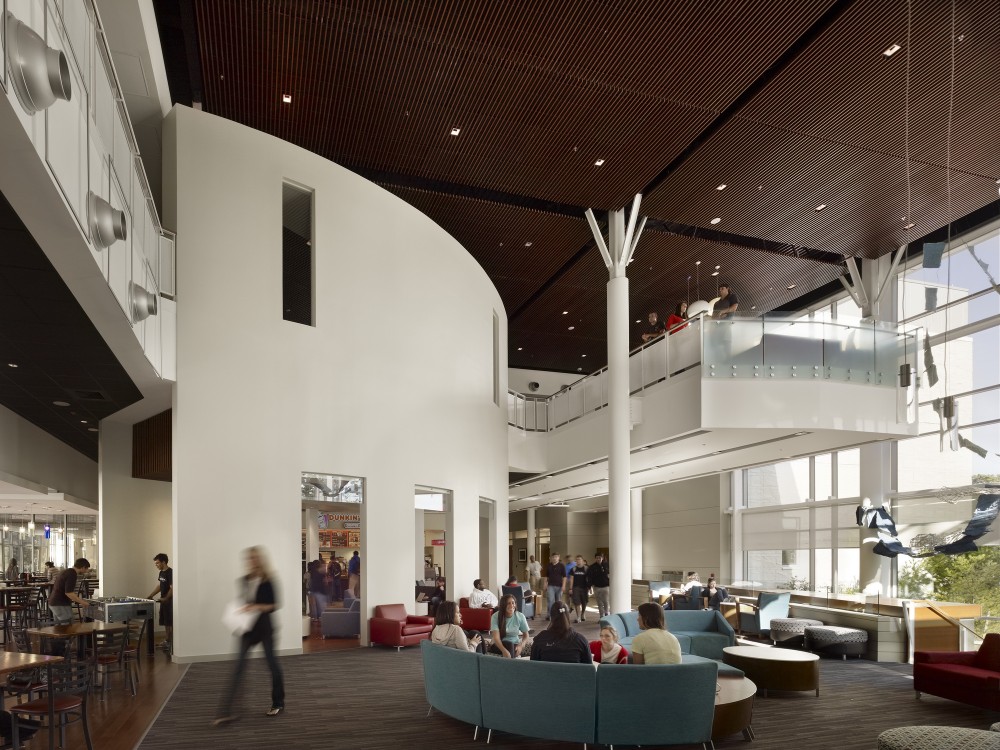 Stockton Campus Center / KSS Architects + VMDO Architects