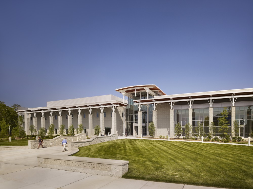 Stockton Campus Center / KSS Architects + VMDO Architects