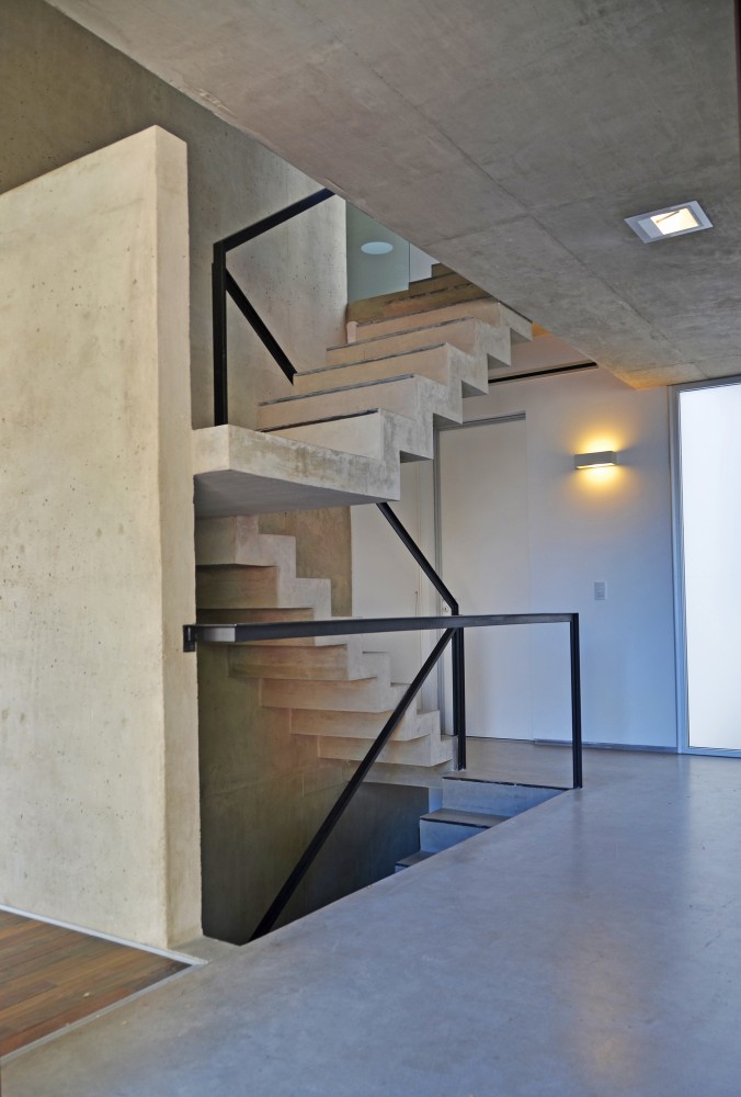 House in Villa Belgrano / FKB Arquitectos