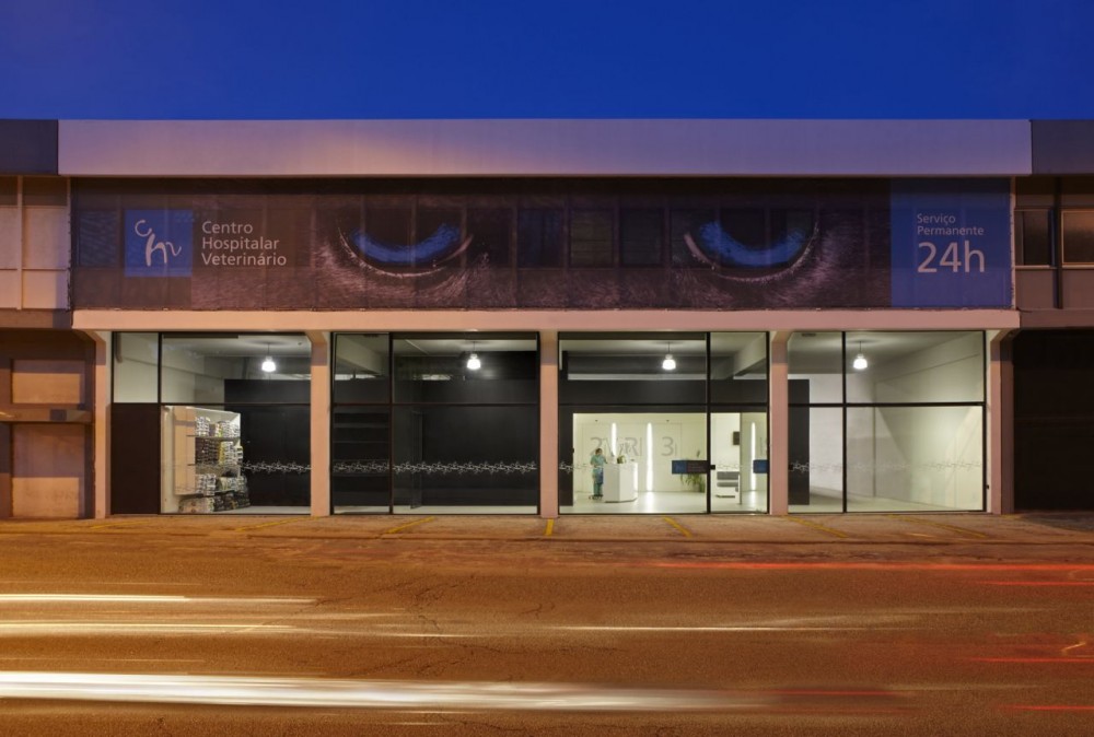 CHV Veterinarian Hospital / dEMM Arquitectura
