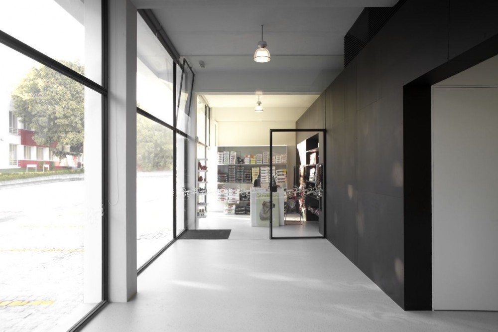 CHV Veterinarian Hospital / dEMM Arquitectura